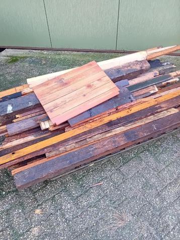 Gratis  stookhout haardhout  beschikbaar voor biedingen