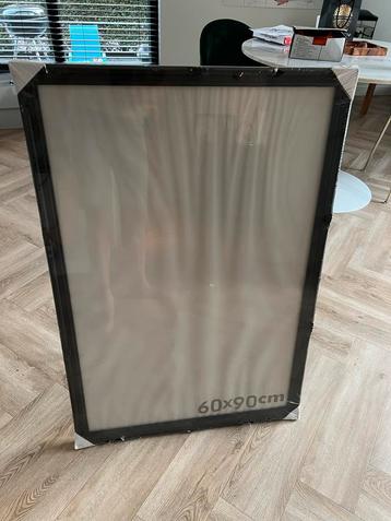 Nieuwe fotolijst 60x90 cm 2 stuks beschikbaar voor biedingen