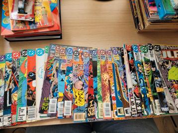 32 DC Comics in nette staat beschikbaar voor biedingen