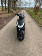 Peugeot Kisbee 4t 50cc, Fietsen en Brommers, Scooters | Peugeot, Ophalen, Overige modellen, Maximaal 45 km/u, Zo goed als nieuw