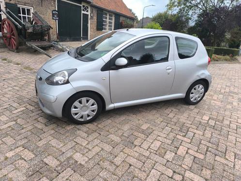 Toyota Aygo 1.0 12V Vvt-i 3DRS MMT 2007 Grijs, Auto's, Toyota, Particulier, Aygo, Benzine, A, Hatchback, Handgeschakeld, Geïmporteerd