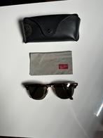 Ray-Ban Clubmaster Tortoise, Sieraden, Tassen en Uiterlijk, Zonnebrillen en Brillen | Heren, Ophalen of Verzenden, Zo goed als nieuw