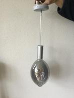 Moderne energiezuinige hanglamp smokey glas, Huis en Inrichting, Ophalen of Verzenden, Zo goed als nieuw, Glas, Minder dan 50 cm