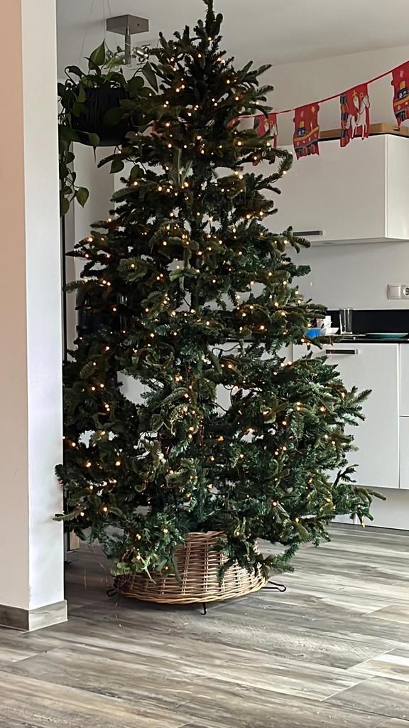 Blackbox kerstboom +/-180 hoog + ingebouwde kerstlampjes, Diversen, Kerst, Zo goed als nieuw, Ophalen