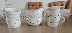 Nieuw, 4 mokken en 2 schaaltjes van Bastion Collections., Huis en Inrichting, Keuken | Servies, Ophalen of Verzenden, Nieuw, Overige stijlen