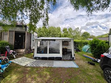 2 Thule zijwanden en Obelink voorwand te koop. T.g.a.n. beschikbaar voor biedingen