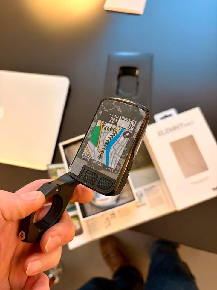 Wahoo Elemnt Bolt V2 Fietscomputer, Fietsen en Brommers, Fietsaccessoires | Fietscomputers, Zo goed als nieuw, Draadloos, GPS