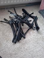 Gratis Kledinghangers - Zwart, Kleding | Dames, Kledinghangers, Ophalen, Gebruikt, Kunststof, Volwassenen