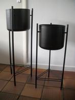 2x Plantenstandaard 65 en 80 cm hoog - Zwart - per stuk, Ophalen, Zo goed als nieuw