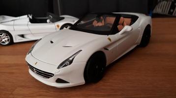 Bburago 1/18 Ferrari California T Open Signature  beschikbaar voor biedingen