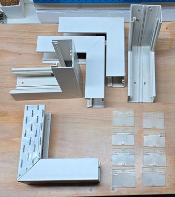 Tehalit Hager binnenhoeken wandgoot RAL 9001 beschikbaar voor biedingen