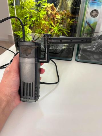 Mini aquarium pompje voor bv 20 liter beschikbaar voor biedingen