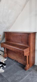 Antieke piano met ivoren toetsen, Muziek en Instrumenten, Piano's, Gebruikt, Piano, Bruin, Ophalen