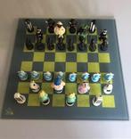 Uniek schaakspel, ontworpen door Lili Cronenbourg, Zo goed als nieuw, Ophalen