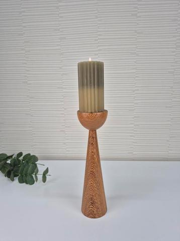 XXL kandelaar voor stompkaars. Vintage kaarsenhouder hoog. beschikbaar voor biedingen