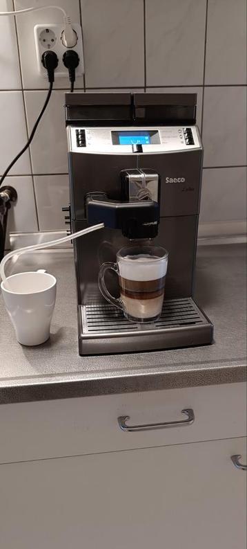 Saeco Lirika ,Philips . Latte macchiato cappuccino, koffiema