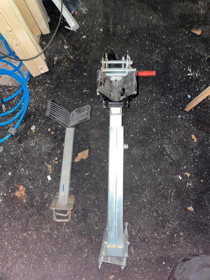 Boegstenen boottrailer met lier, Watersport en Boten, Accessoires en Onderhoud, Zo goed als nieuw, Overige typen, Ophalen