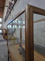 Vintage Hoge Juweliers Vitrine | Eiken Hout Vitrine Kast, Gebruikt, 100 tot 150 cm, Vintage Retro Mid Cenntury Design, Ophalen of Verzenden