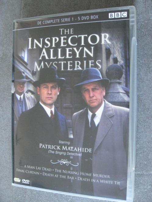 THE INSPECTOR ALLEYN MYSTERIES - SEIZOEN 1 in een 5-DVD BOX, Cd's en Dvd's, Dvd's | Thrillers en Misdaad, Zo goed als nieuw, Detective en Krimi