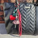 Tassen hanger Cherry Girl Accessoires Cadeau Moederdag  Leuk
