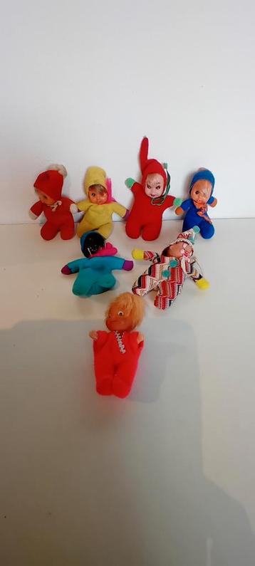 Vintage  lucifer poppetjes  beschikbaar voor biedingen