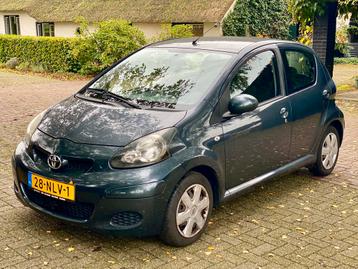 Toyota Aygo 1.0 12V Vvt-i 5 DEURS airco beschikbaar voor biedingen
