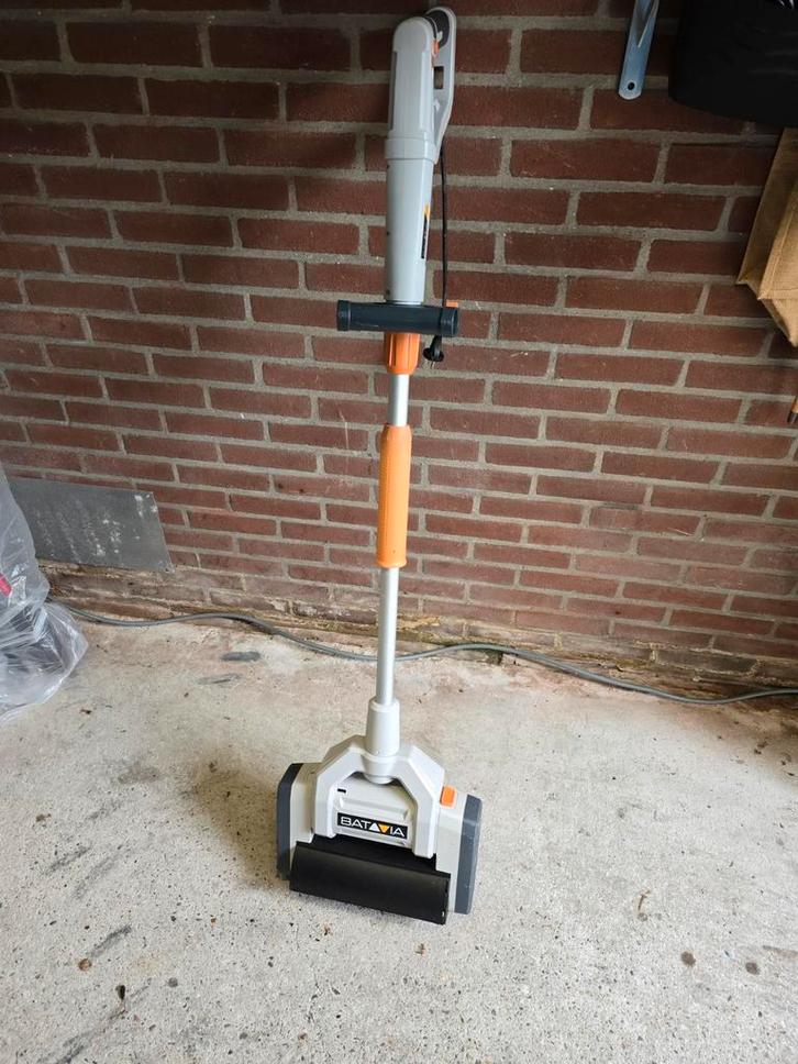 Batavia Multibrush - Zo goed als nieuw!, Doe-het-zelf en Verbouw, Reinigingsmachines, Zo goed als nieuw, Schrobmachine, Ophalen of Verzenden