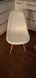 Eetkamerstoelen vitra eames replica  3 stuks, Huis en Inrichting, Stoelen, Kunststof, Gebruikt, Drie, Wit