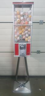 50 mm ballen automaat op voet, Verzamelen, Automaten | Overige, Ophalen of Verzenden, Zo goed als nieuw