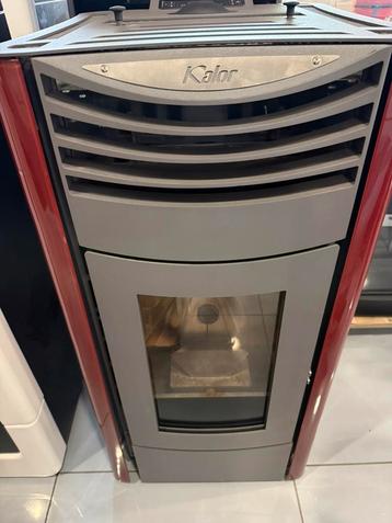 Pellet kachel kalor 7kw beschikbaar voor biedingen