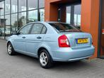 Hyundai Accent 1.4i Dynamic|Automaat|Airco|Aux|Elek. ramen, Accent, 4 cilinders, Blauw, 1055 kg