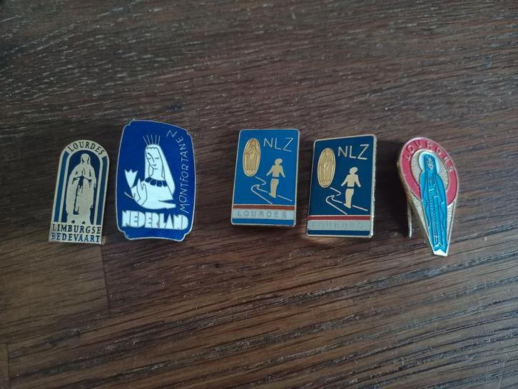 5x Religieuze Lourdes speld, Verzamelen, Religie, Gebruikt, Overige typen, Ophalen
