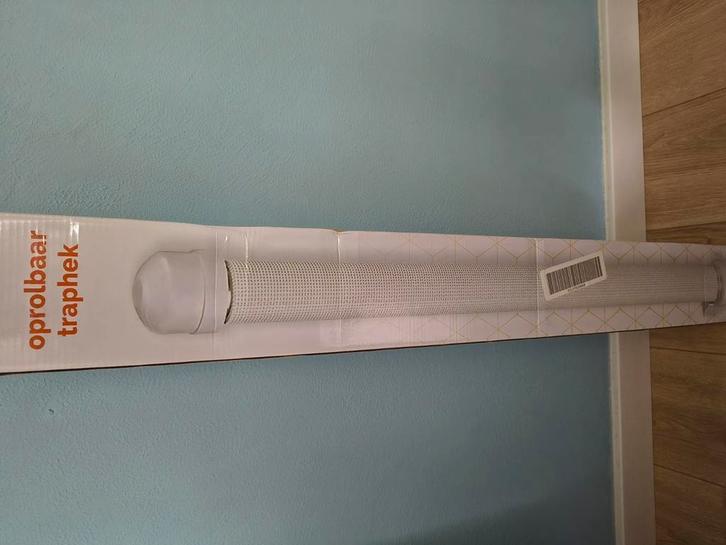 goliving oprolbaar traphekje, Kinderen en Baby's, Traphekjes, Nieuw, Oprolhekje, Aluminium, 115 cm of meer, Ophalen of Verzenden