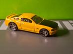 Hotwheels - 2005 Ford Mustang GT [geel] 1/60 1, Ophalen of Verzenden, Gebruikt, Auto