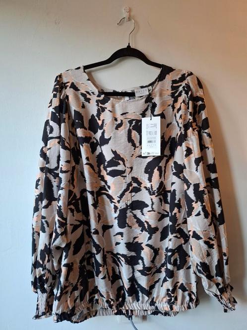 Kaffe Curve blouse maat: 44 NIEUW twv €69.95, Kleding | Dames, Blouses en Tunieken, Nieuw, Maat 42/44 (L), Beige, Ophalen of Verzenden