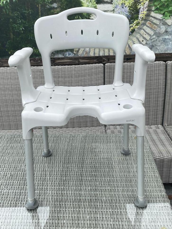 Etac swift Douchestoel in zeer goede staat!, Diversen, Verpleegmiddelen, Zo goed als nieuw, Ophalen of Verzenden