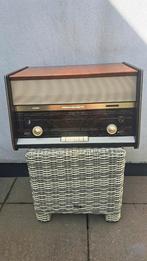 Prachtige Ouwe Philips Radio met FM & Pick Up, Ophalen