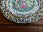 Mooi porseleinen Chinees bord, famille rose, Ophalen of Verzenden