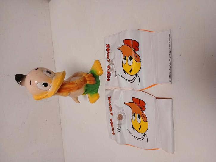 Alfred jodokus kwak groot figuur en zwembandjes, Verzamelen, Stripfiguren, Gebruikt, Beeldje of Figuurtje, Ophalen of Verzenden