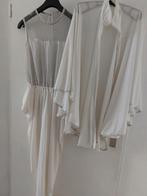 Te koop mantel en jumpsuit mt m, Kleding | Dames, Trouwkleding en Trouwaccessoires, Ophalen of Verzenden, Zo goed als nieuw, Accessoires