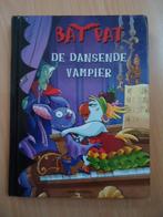 Bat Pat: De dansende vampier. Roberto Pavanello, Boeken, Ophalen of Verzenden, Fictie algemeen, Zo goed als nieuw