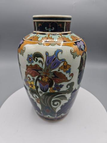 Amphora Holland Vaas, 200 W0 57 gesigneerd. beschikbaar voor biedingen