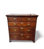 18e Eeuwse Commode met Wortelnoten Fineer, Ophalen