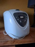 Broodbakmachine in uitstekende staat, merk AFK, kleur wit., Ophalen, Zo goed als nieuw