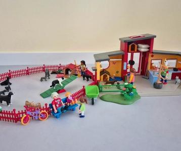 Playmobil dierenasiel beschikbaar voor biedingen