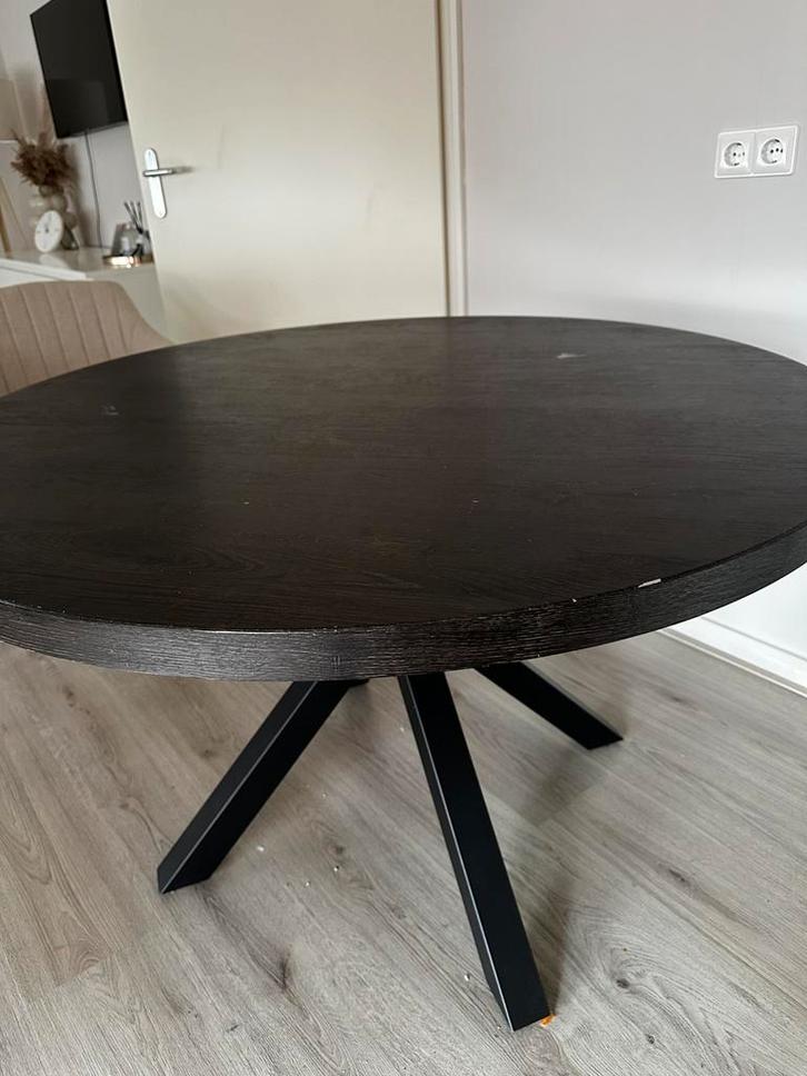 Eettafel Bressano Zwart, Huis en Inrichting, Tafels | Eettafels, Zo goed als nieuw, 100 tot 150 cm, Rond, Ophalen