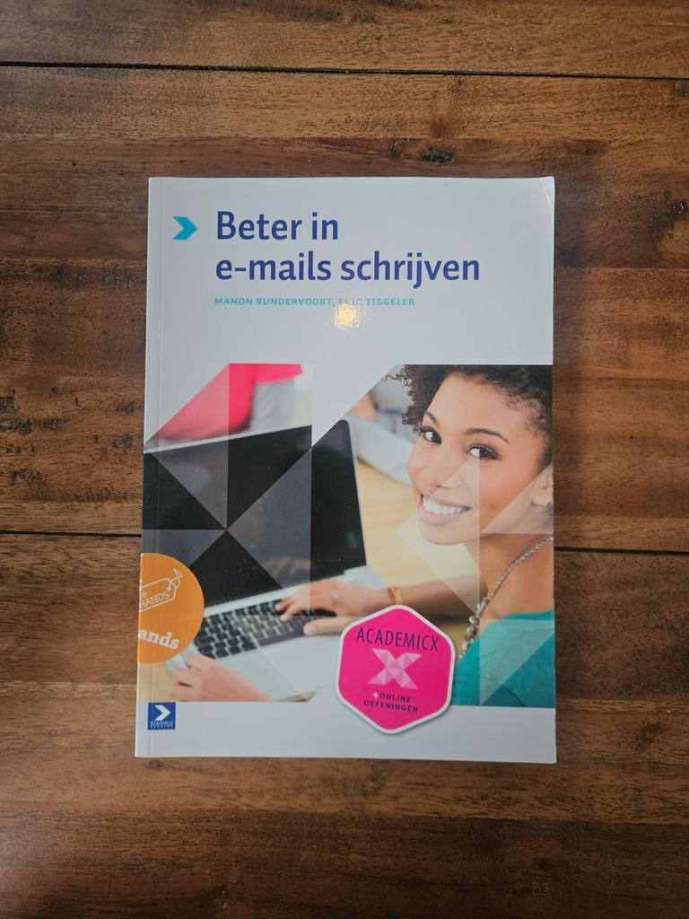 Manon Rundervoort - Beter in e-mails schrijven, Ophalen, Zo goed als nieuw, Manon Rundervoort; Eric Tiggeler, Nederlands