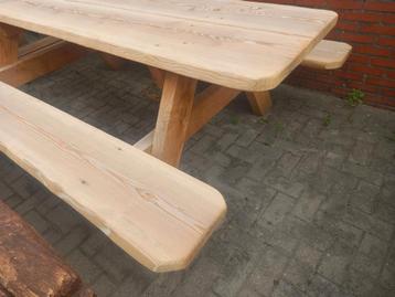 Robuuste Douglas Houten Picknickbank - Terreinenleegverkoop! beschikbaar voor biedingen