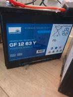 2x Accu 12V 63Ah + Oplader - Camper, Boot, Scootmobiel, Auto-onderdelen, Accu's en Toebehoren, Ophalen, Gebruikt, Universele onderdelen