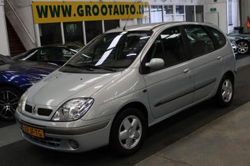 Renault Scénic 2.0-16V Expression Airco, NAP, Stuurbekracht beschikbaar voor biedingen